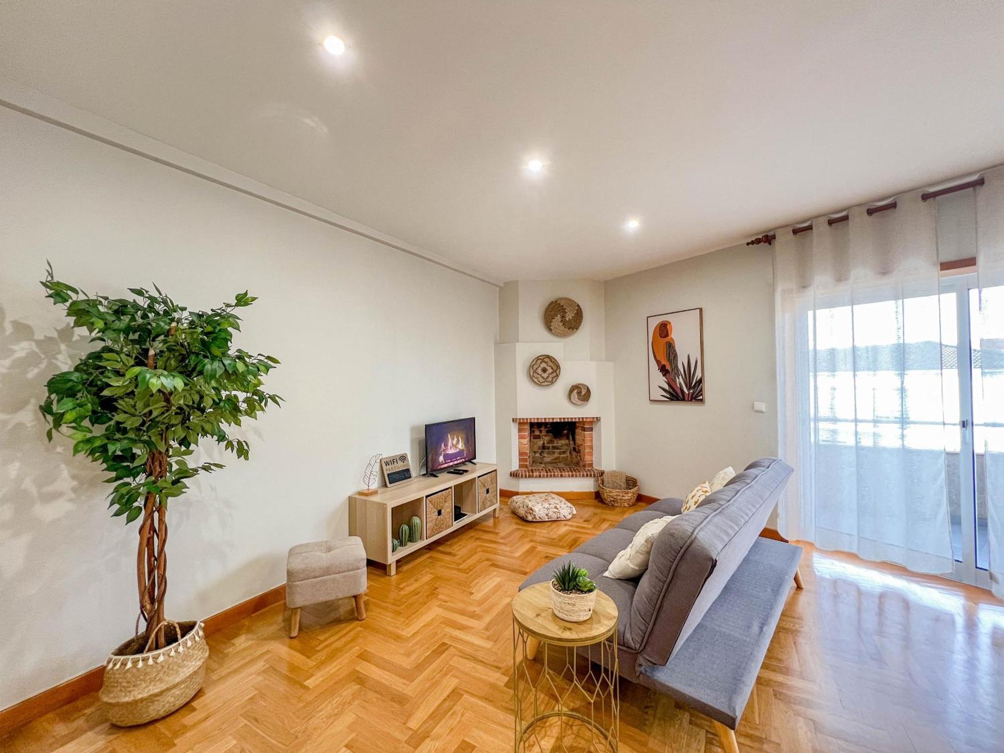 Comfortable Apartment In Βιάνα ντο Καστέλο Εξωτερικό φωτογραφία
