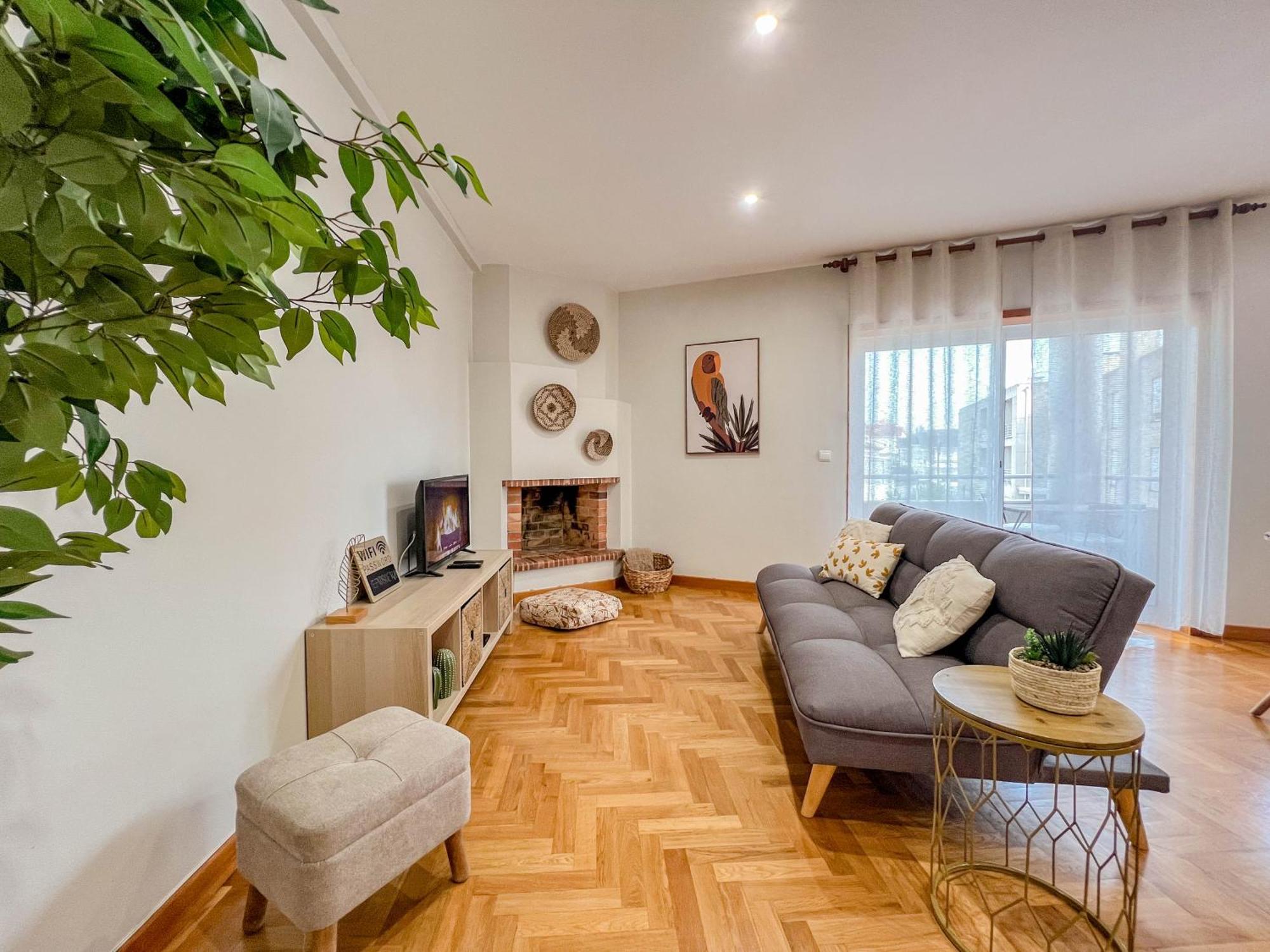 Comfortable Apartment In Βιάνα ντο Καστέλο Εξωτερικό φωτογραφία